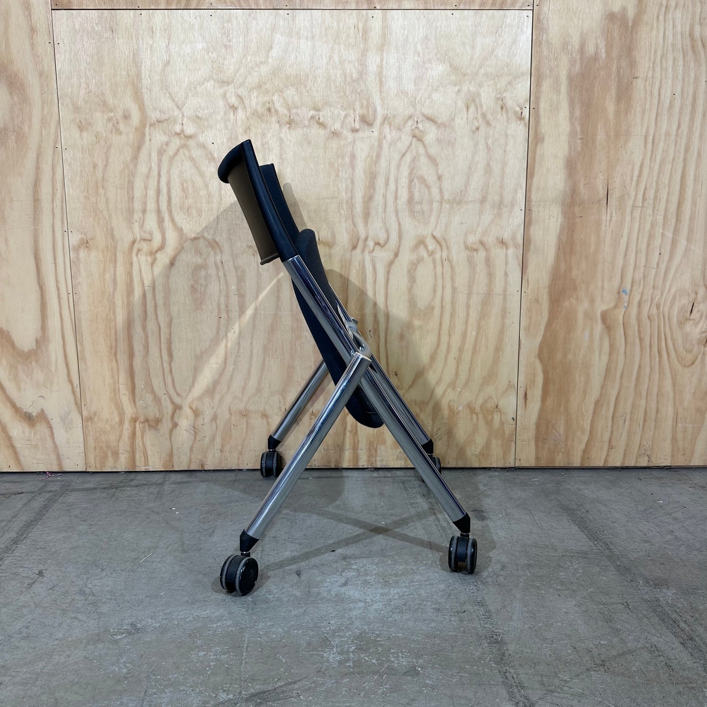 STEM Series Navy Nesting Chair by Kusch+Co