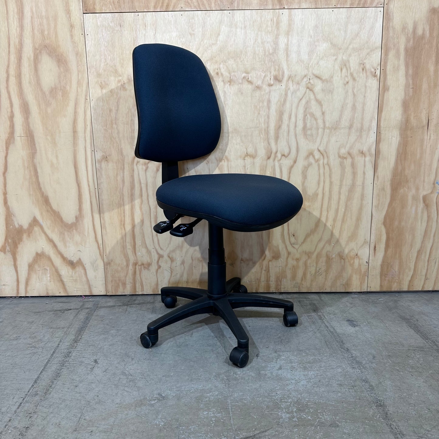 Blue Stem Magnum Ergo Task Chair