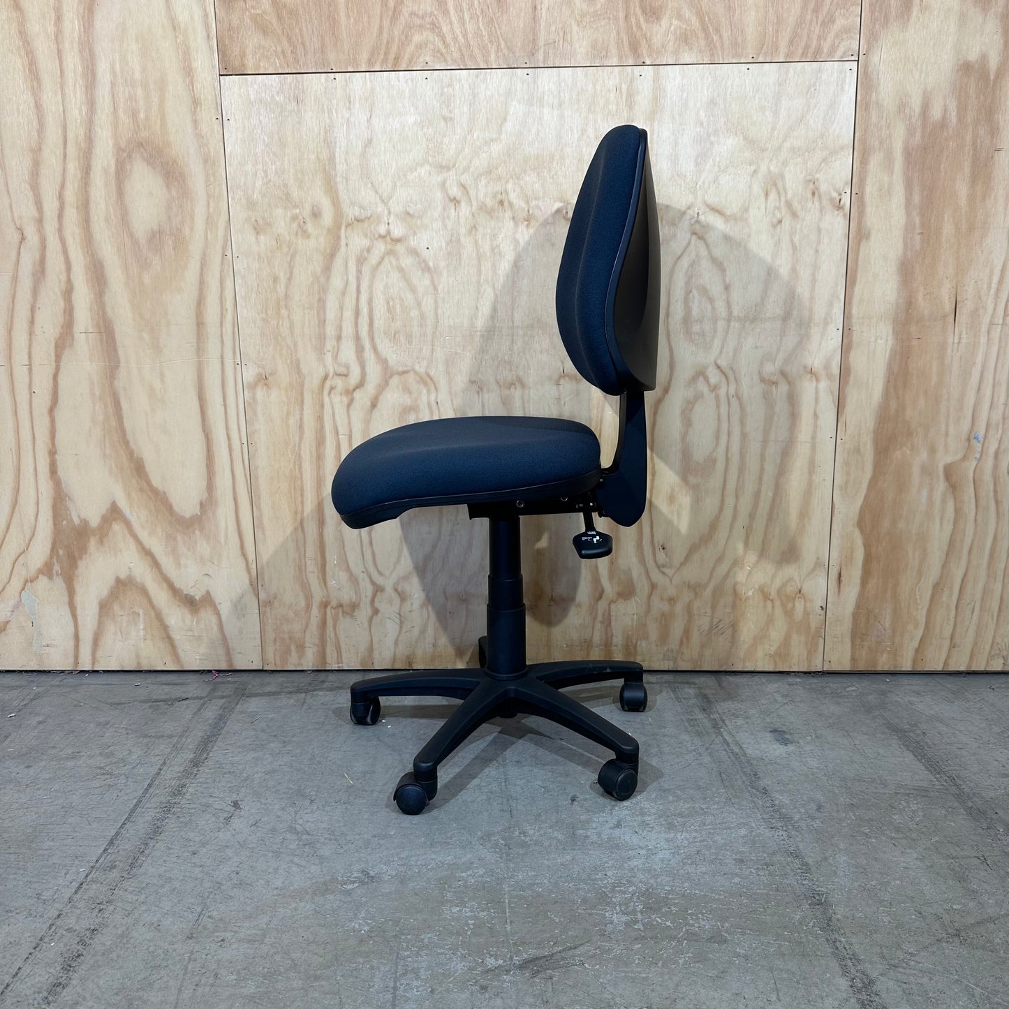 Blue Stem Magnum Ergo Task Chair