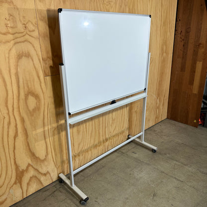 Mobile Magnetic Whiteboard