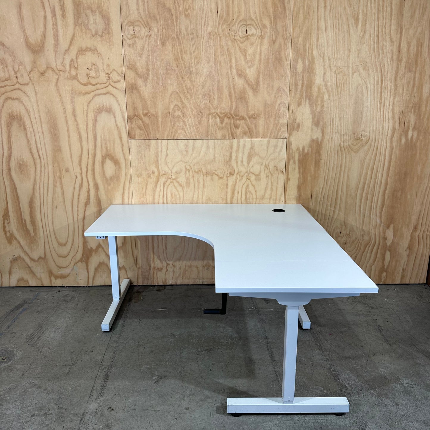Manual Corner Sit-Stand Desk