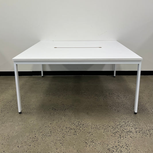 BULK BUY: White Double Sided Workstation