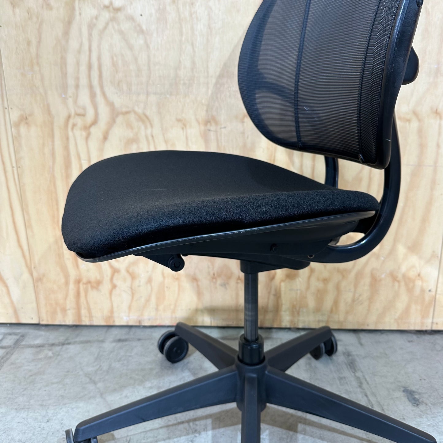 Humanscale Liberty Armless Task Chair