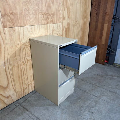 Beige Elitebuilt Three Drawer Filing Cabinet