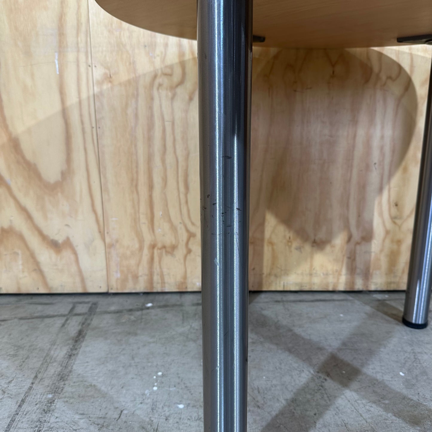 Round Table on Chrome Legs