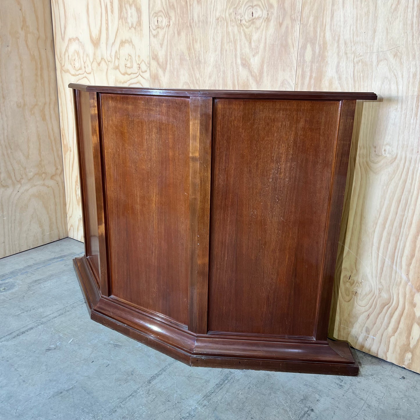 Vintage Hardwood Courtroom Witness Stand