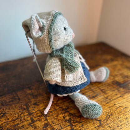 Knitted Toys By Casper Van Leeuwen