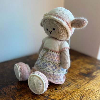 Knitted Toys By Casper Van Leeuwen