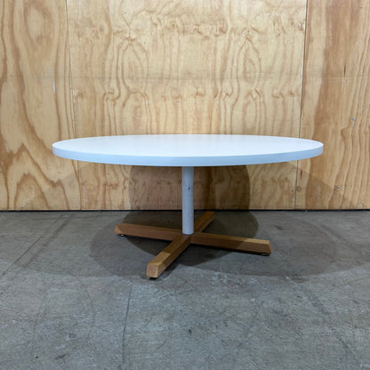 White Round Table with Wooden Feet (440mm H)