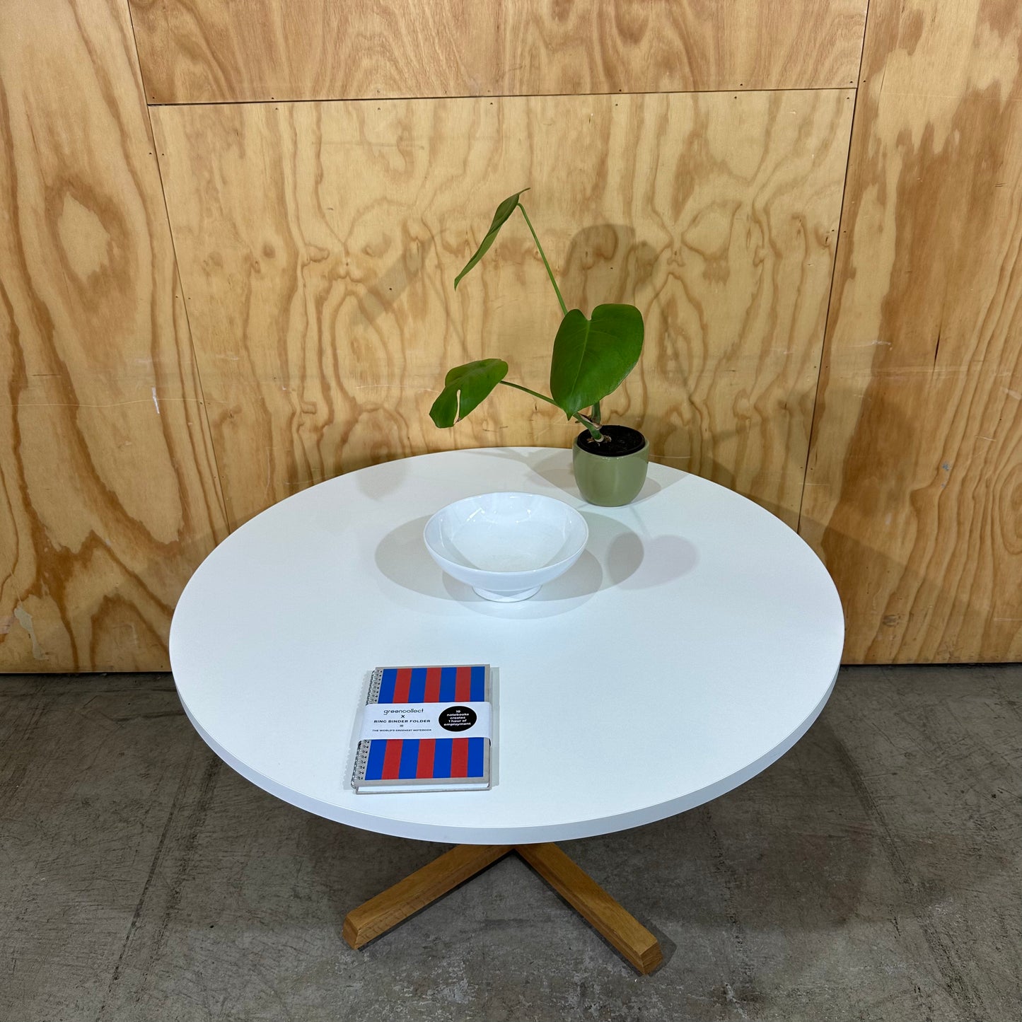 White Round Table with Wooden Feet (570mm H)