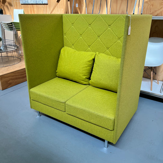 Dauphin Atelier 2.5 Seater Highback couch in Green
