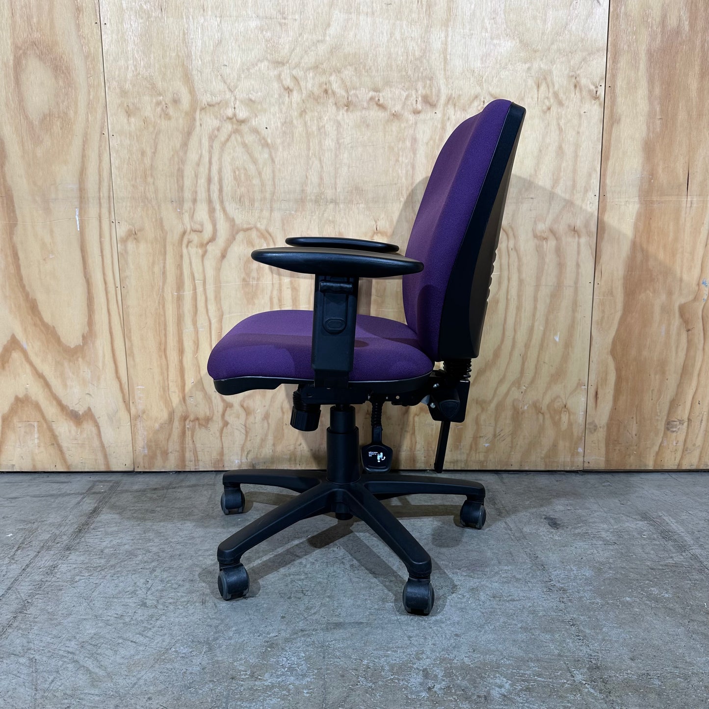 Purple Balance Interiors Astra Task Chair (With & Without Arms)