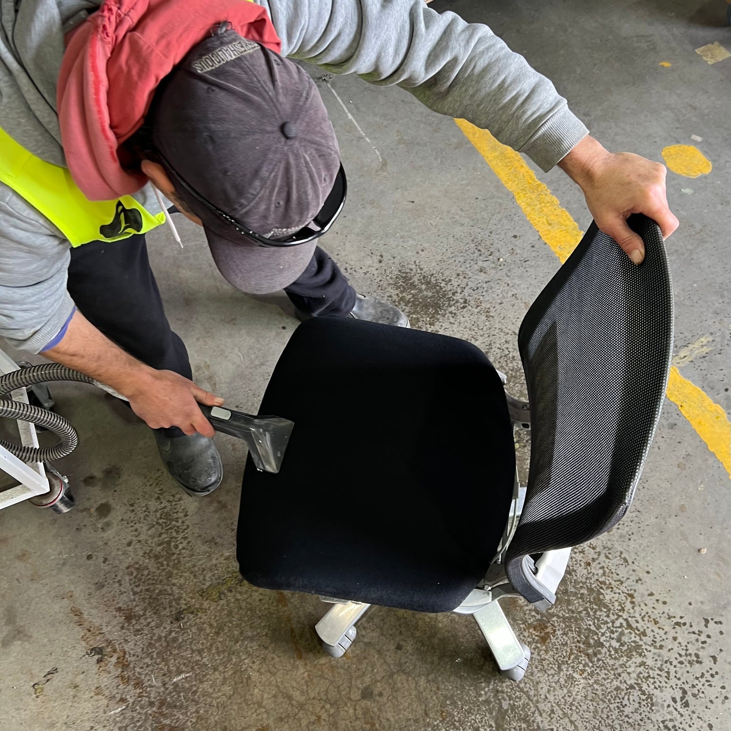 Office Furniture Disposal processing cleaning function testing office furniture 