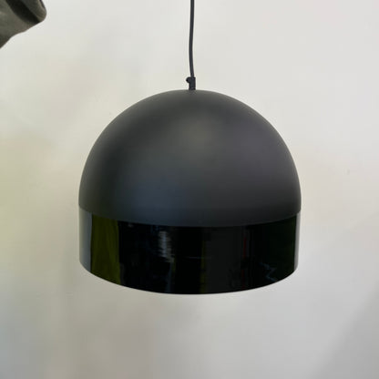 alt. Artefact Round Black Metal Pendant Light Black