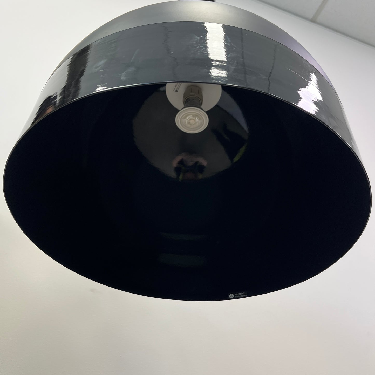 alt. Artefact Round Black Metal Pendant Light Black