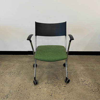 Stem Kush & Co Nesting Series Folding Meeting Chair Green
