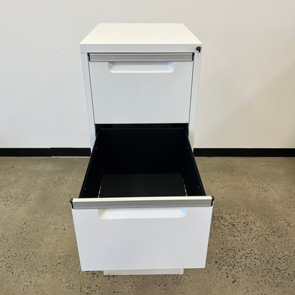 EliteBuilt white 4 Drawer Filing Cabinet