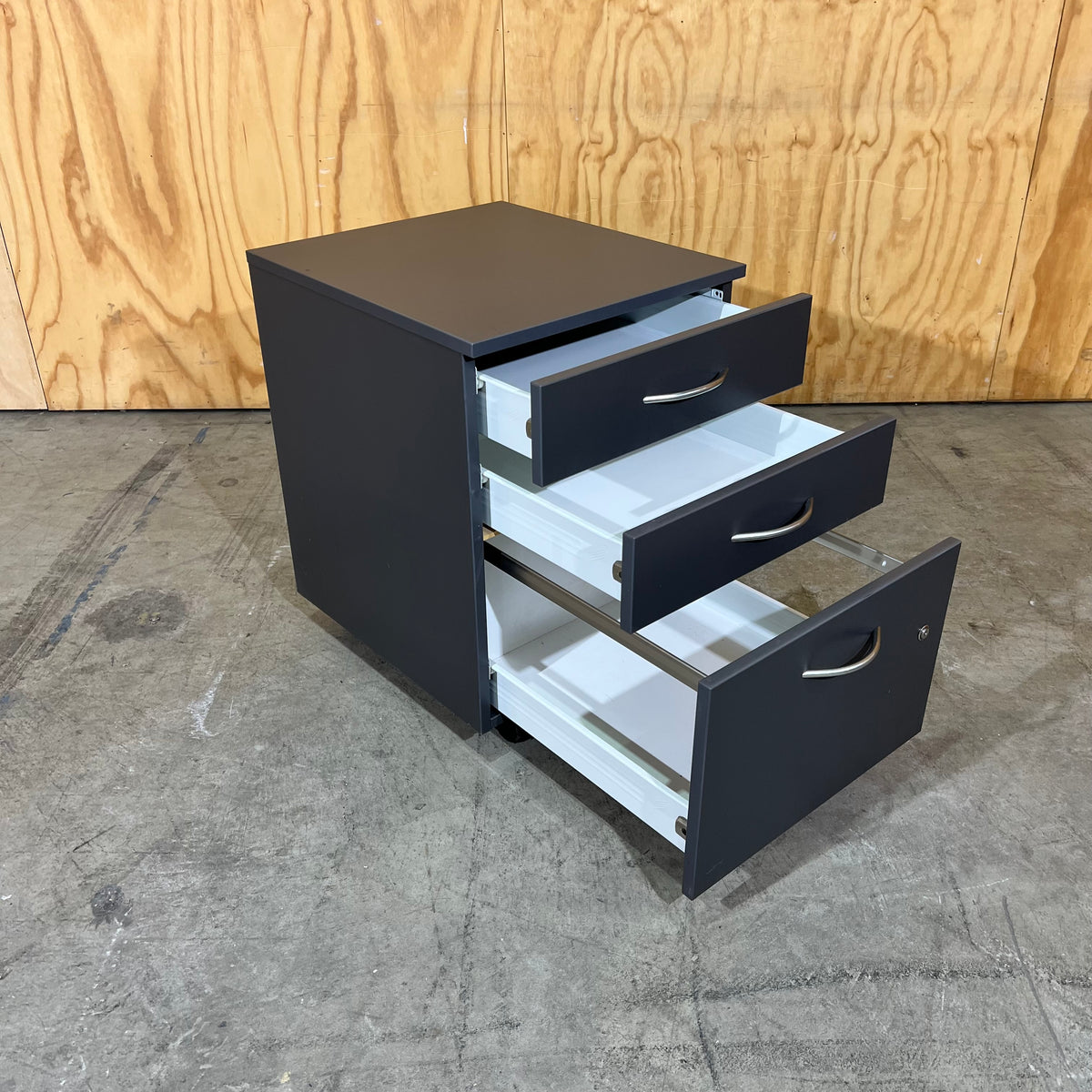 Charcoal Pedestal with Chrome Handles (Two Sizes)
