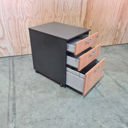 Charcoal and tan pedestal