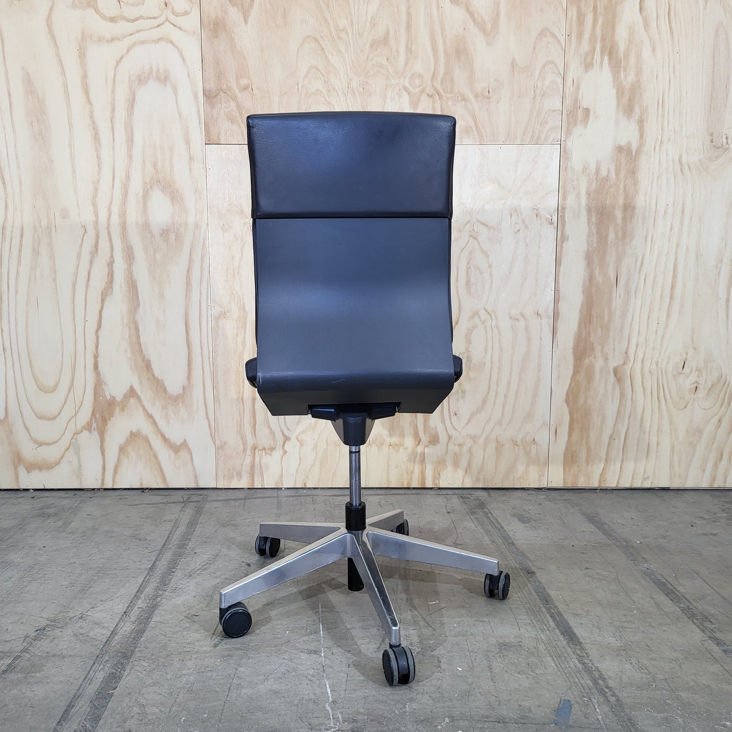 Wilkhahn Neos 181/6 Black Leather Task Chair
