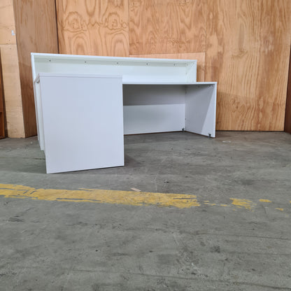 Reception Desk with Return
