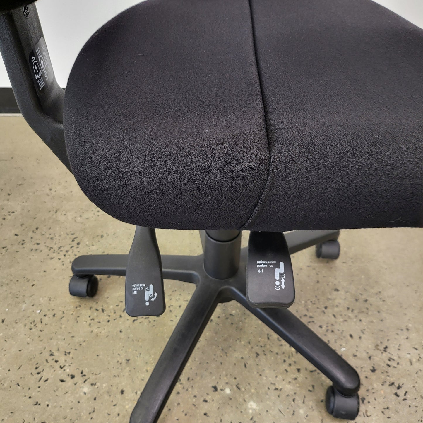 Gregory Black Task Chair