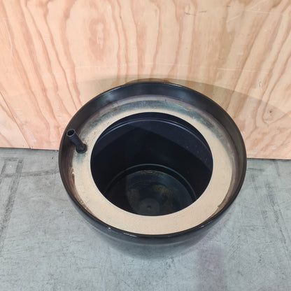 Gloss Black Tapered Planter