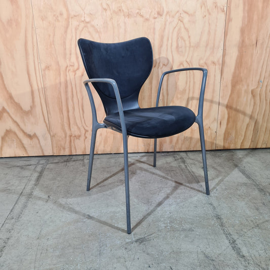 Gorka Armchair by Akaba