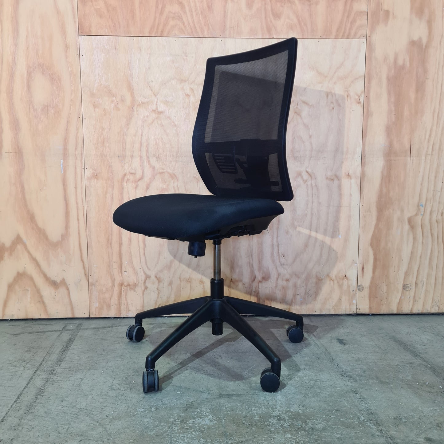 Aloha Ergonomic Task Chair Without Arms by Haworth