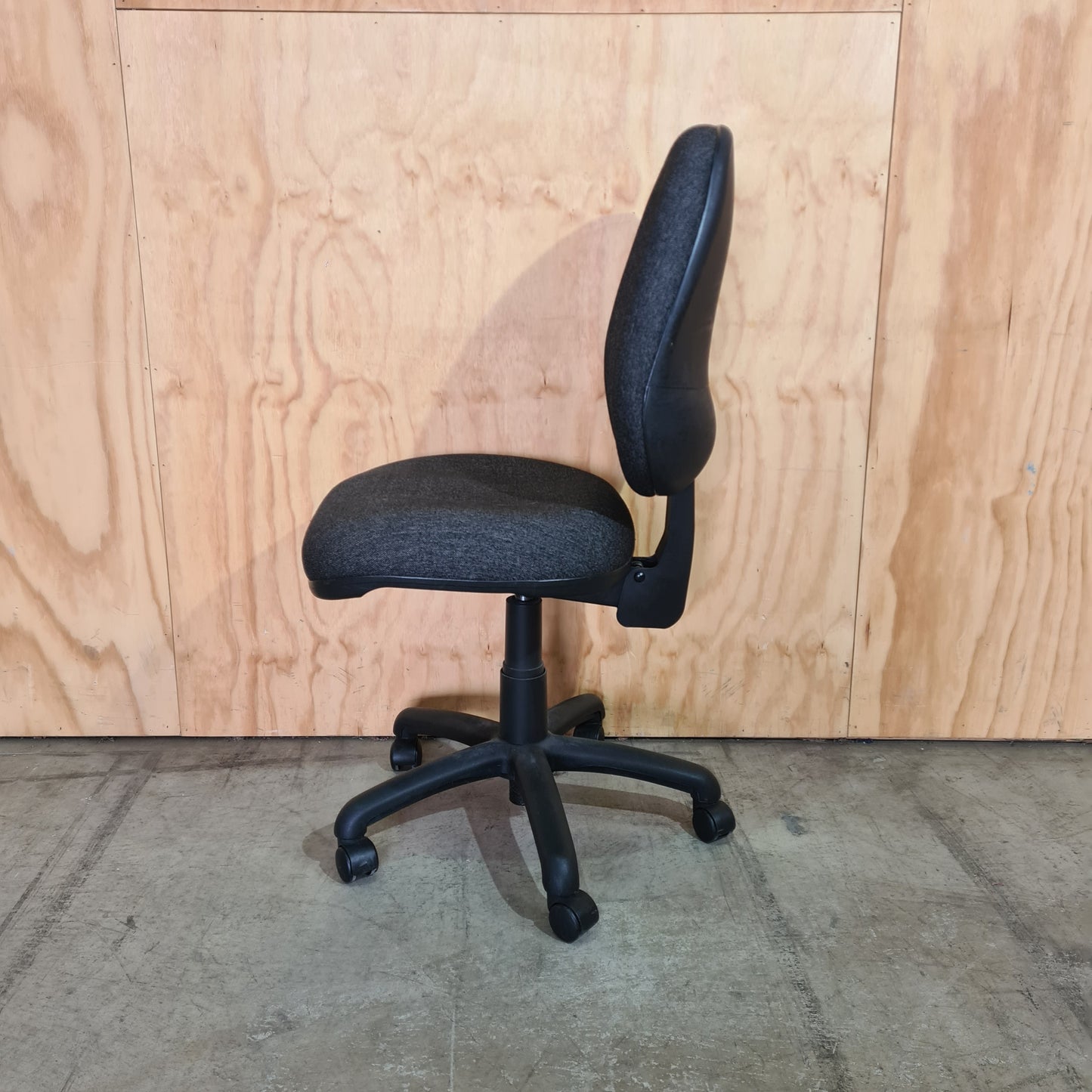 Grey High Back Task Chair