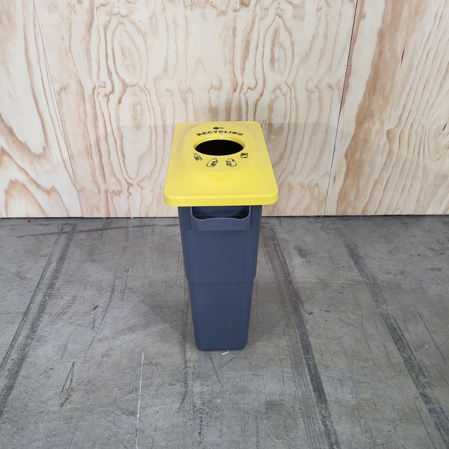 Multi sort 60L Bin Grey Base & Lid (Yellow & Red)