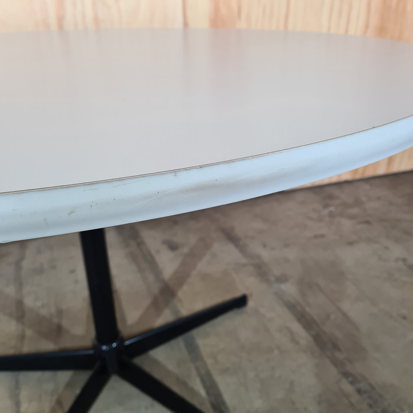 Large Round Meeting Table in White