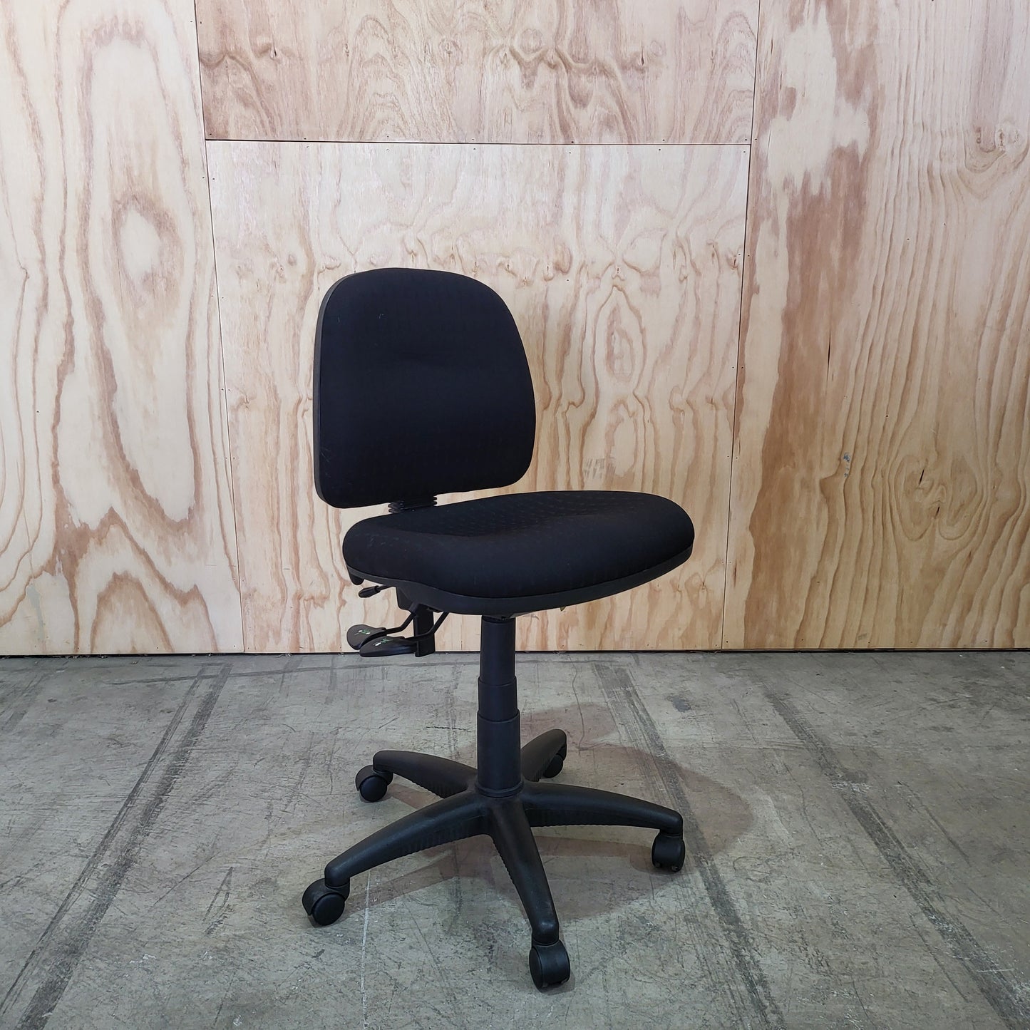 Black Task Chair With Triangle Patterns No arms