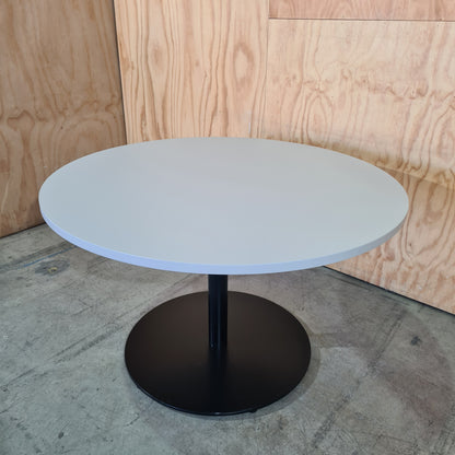 Stylus Table by Stylecraft in Grey on Black Base