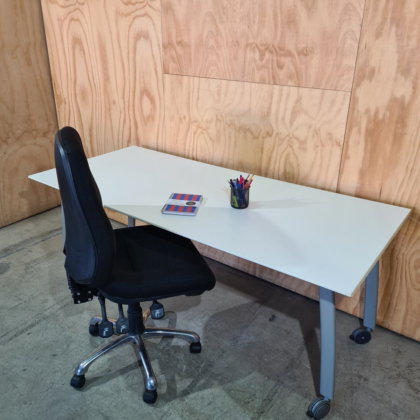 Black Task Chair
