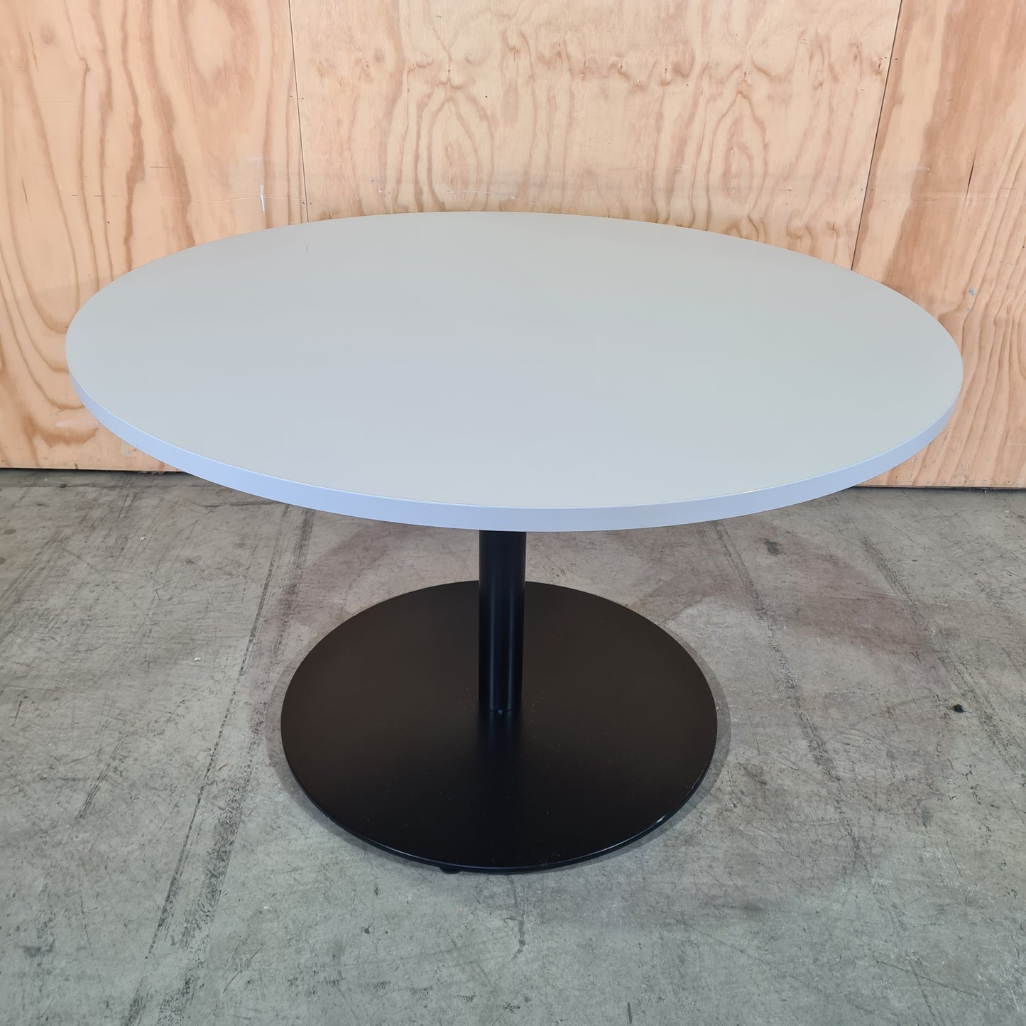 Stylus Table by Stylecraft in Grey on Black Base