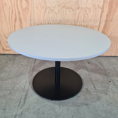 Stylus Table by Stylecraft in Grey on Black Base