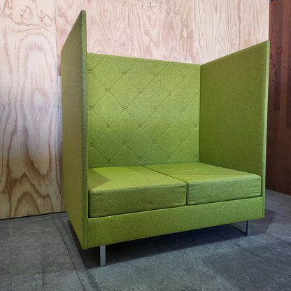 Dauphin Atelier 2.5 Seater Highback couch in Green