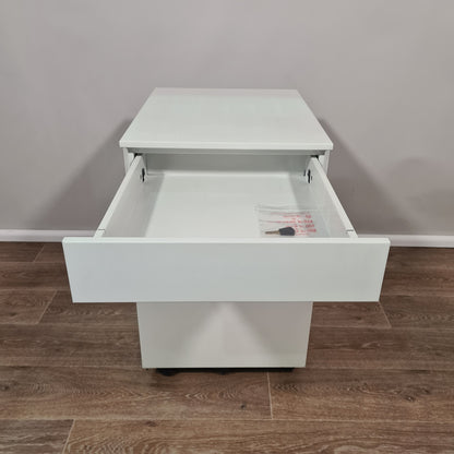 White 3 drawer pedestal