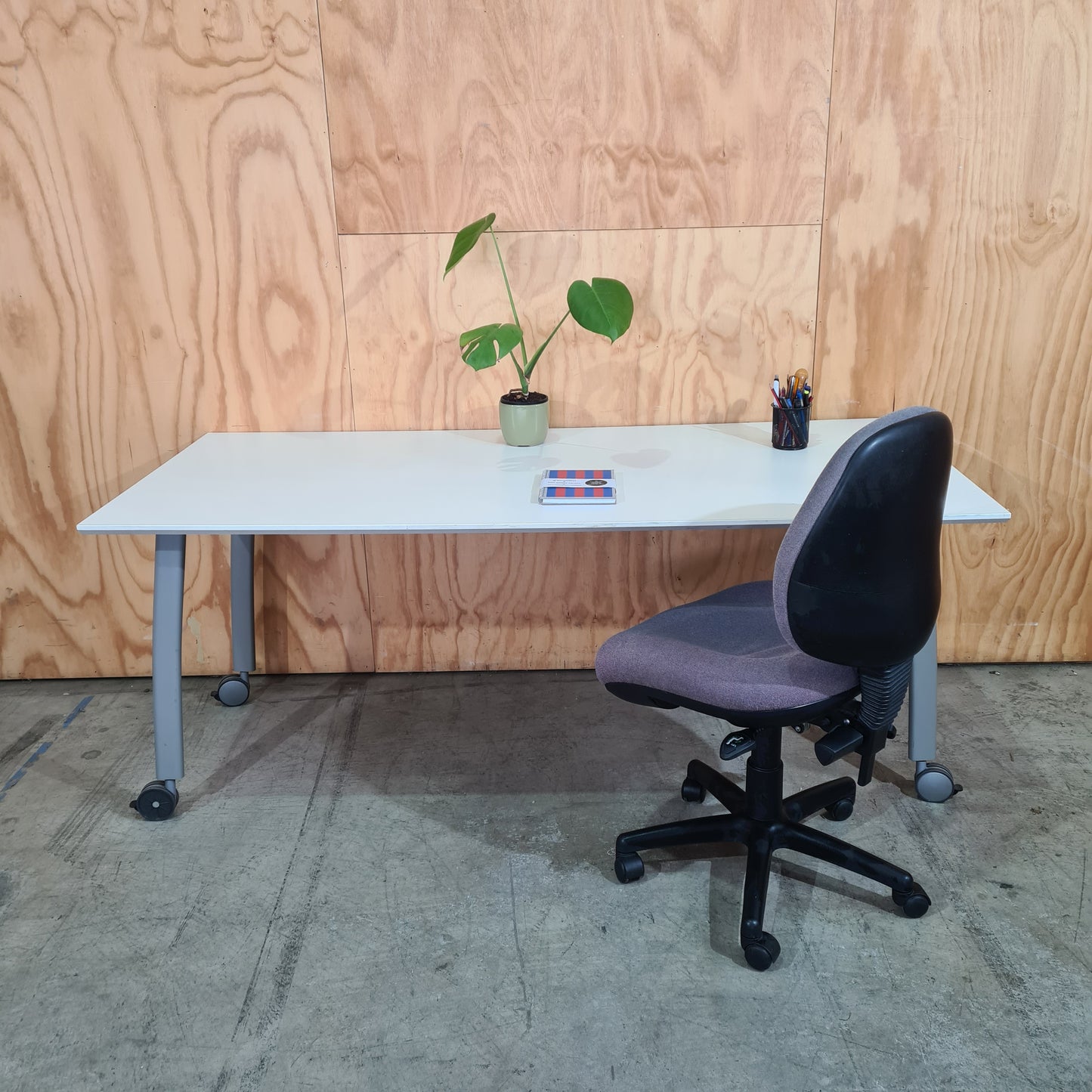 Light Grey Task Chair