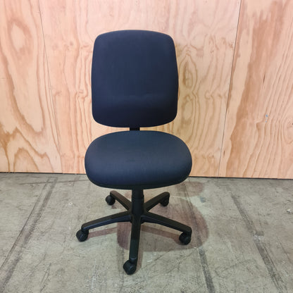 Stem Task Chair