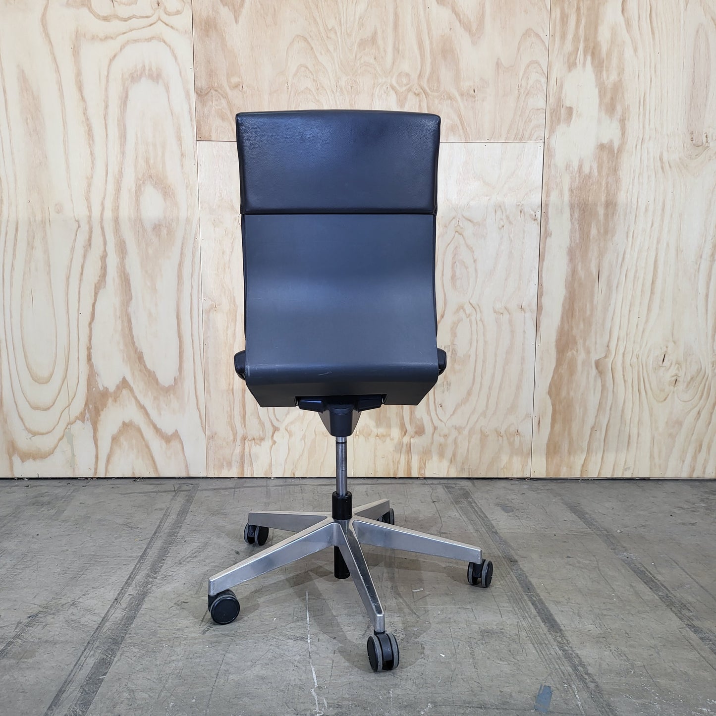 Wilkhahn Neos 181/6 Black Leather Task Chair