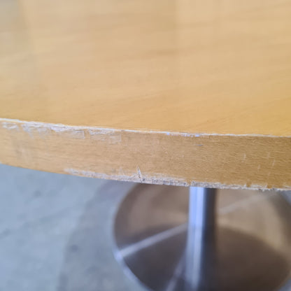 Round Timber Veneer Meeting Table