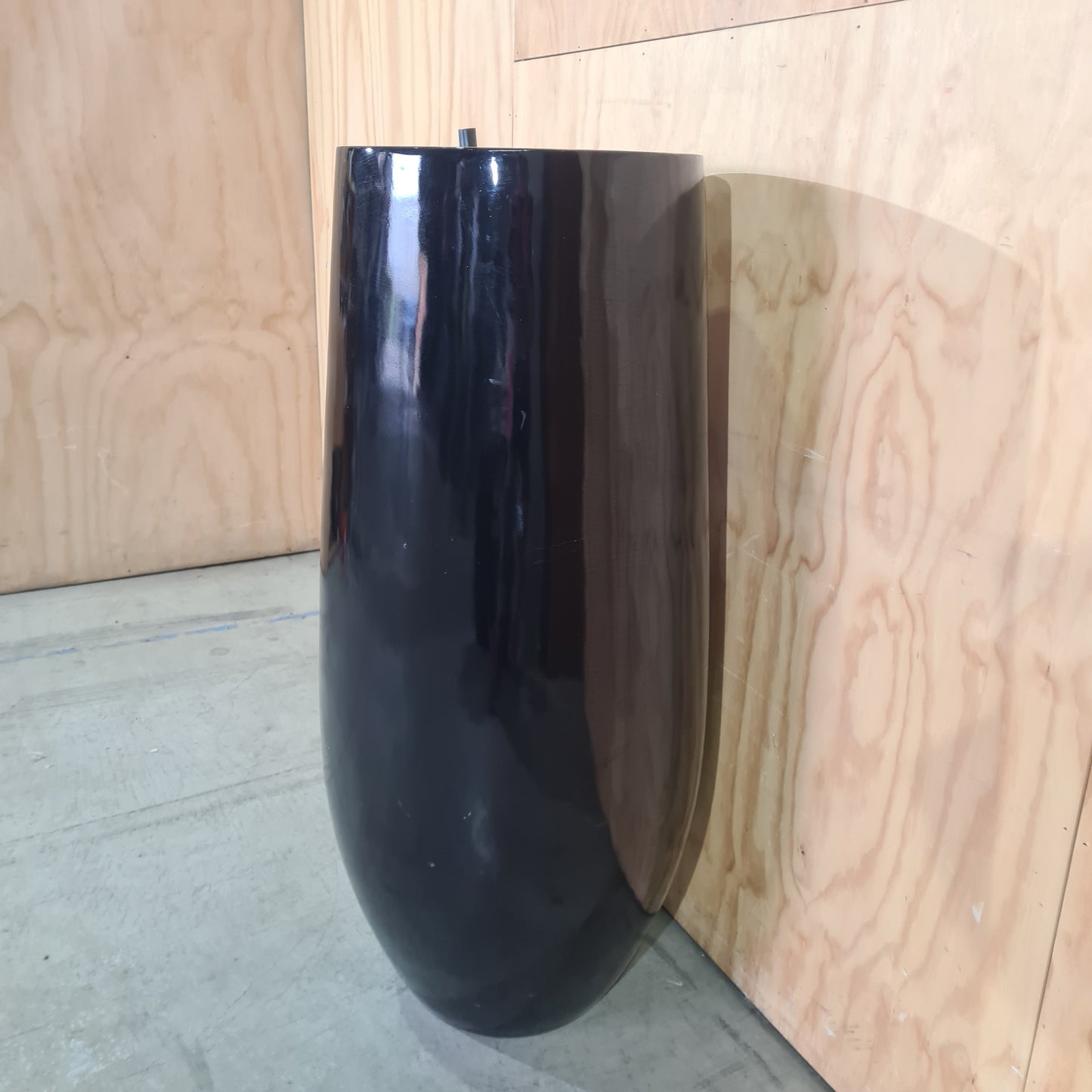 Gloss Black Tapered Planter