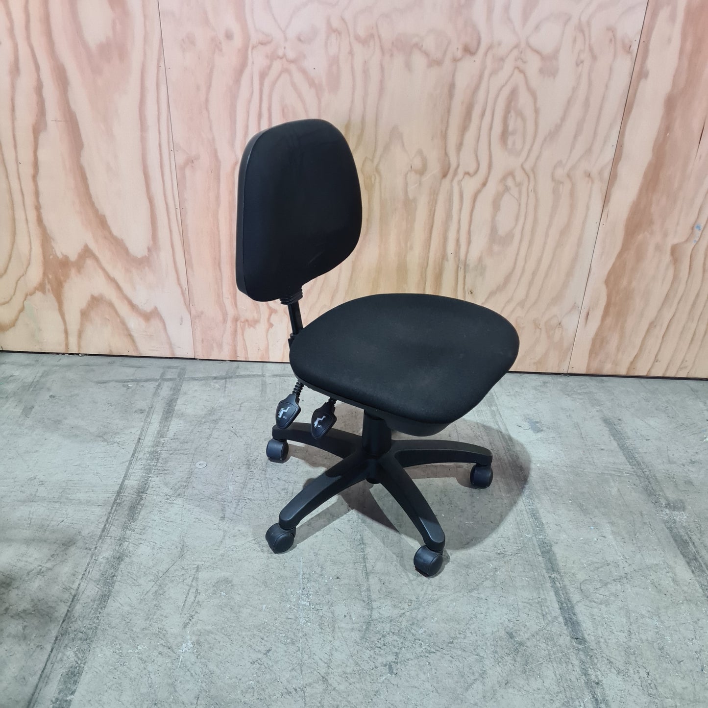 Black Task Chair