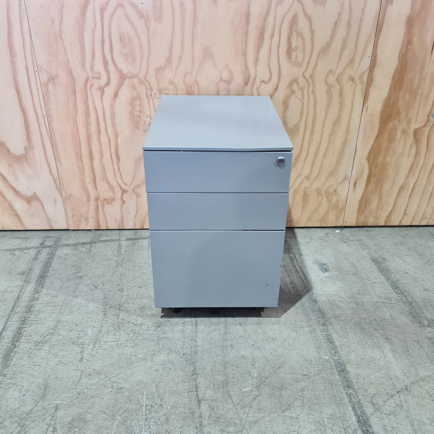 Grey Pedestal