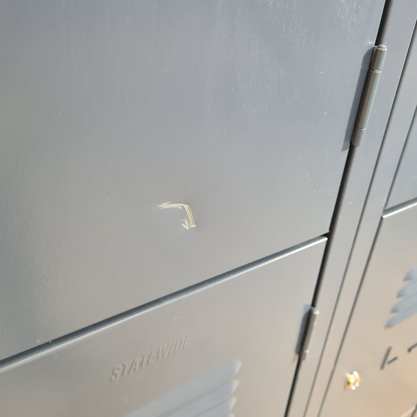 Statewide 8 door locker unit in navy