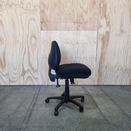 Black Adjustable Task Chair