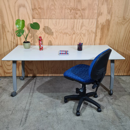 Style Blue Pattern Task Chair