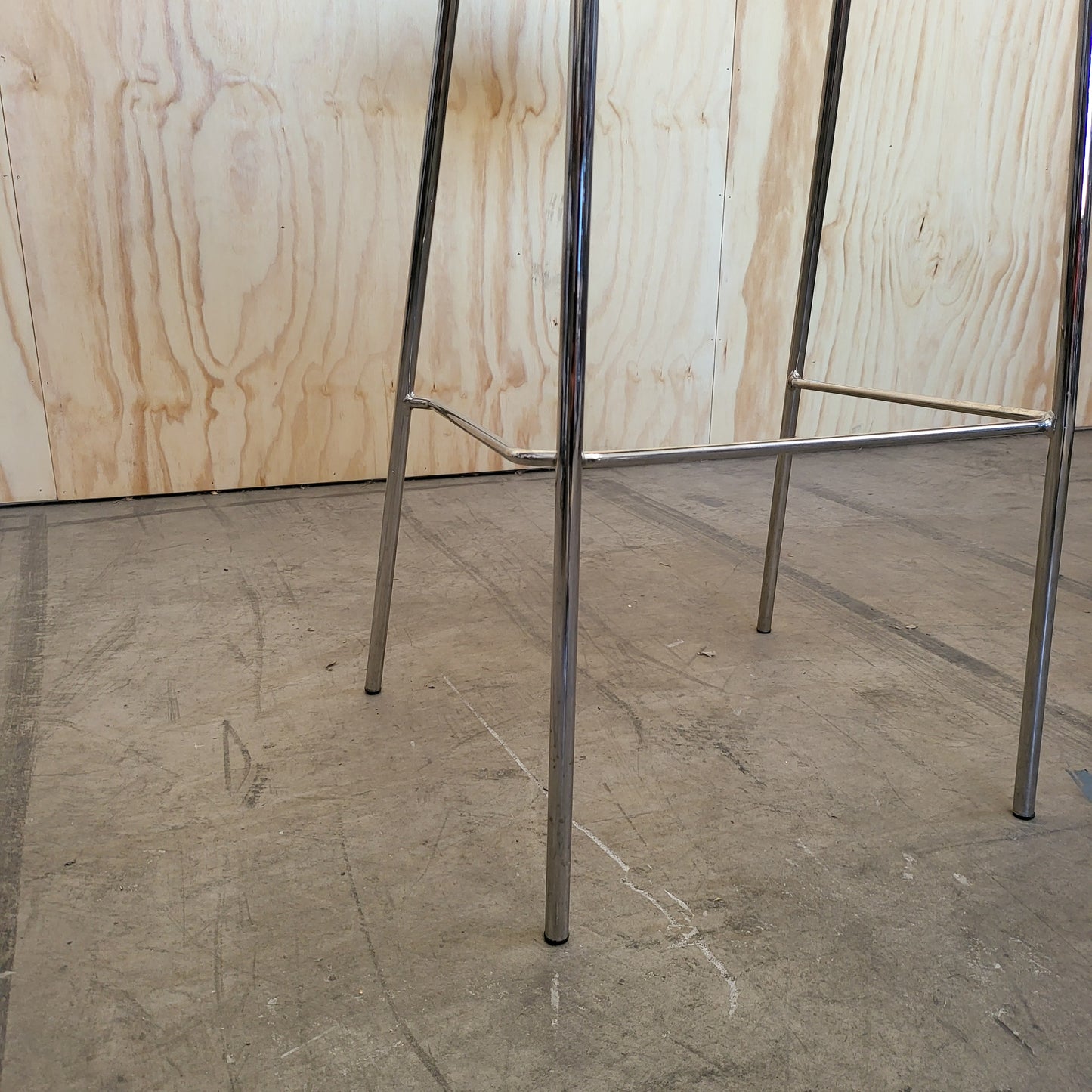Gaber Easy Stool 77 by Studio Eurolinea